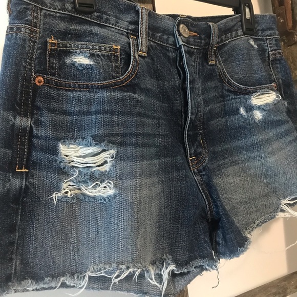 American Eagle Distressed Cut-Off Denim Shorts - Picture 2 of 6